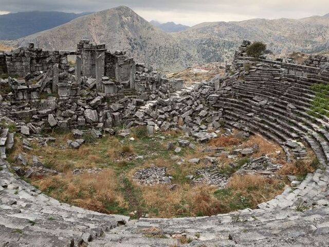 LAVANTA TARLALARI SALDA GÖLÜ TURU