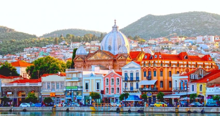 Midilli Adası Tatil Paketi (Feribot Bileti ve Blue Sea Hotel 2 Gece Konaklama)