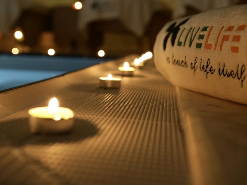 RYS Hotel & Restaurant