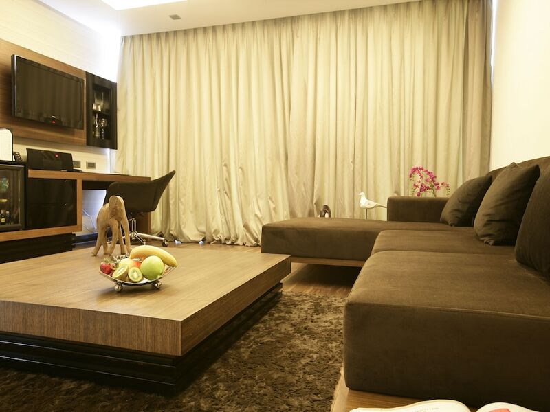 RYS Hotel & Restaurant