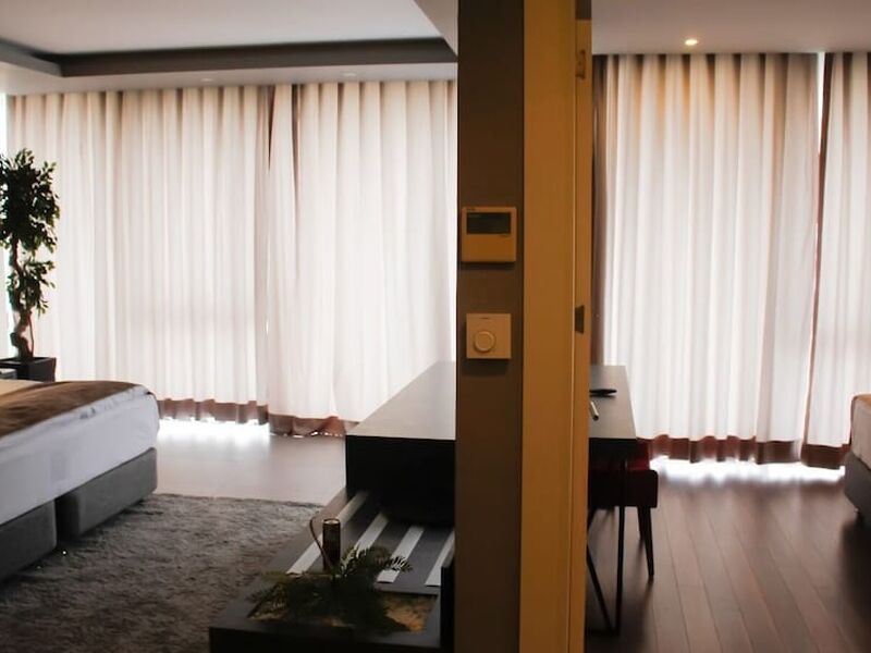 RYS Hotel & Restaurant