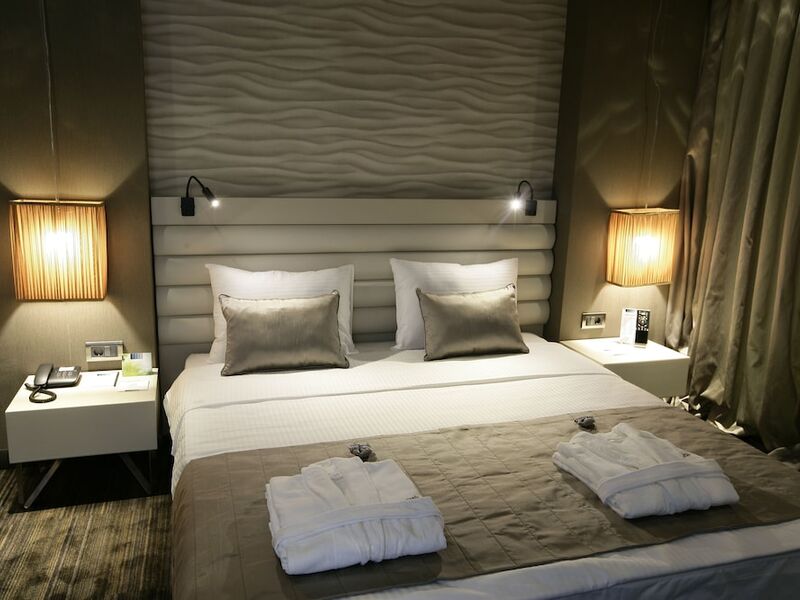 RYS Hotel & Restaurant