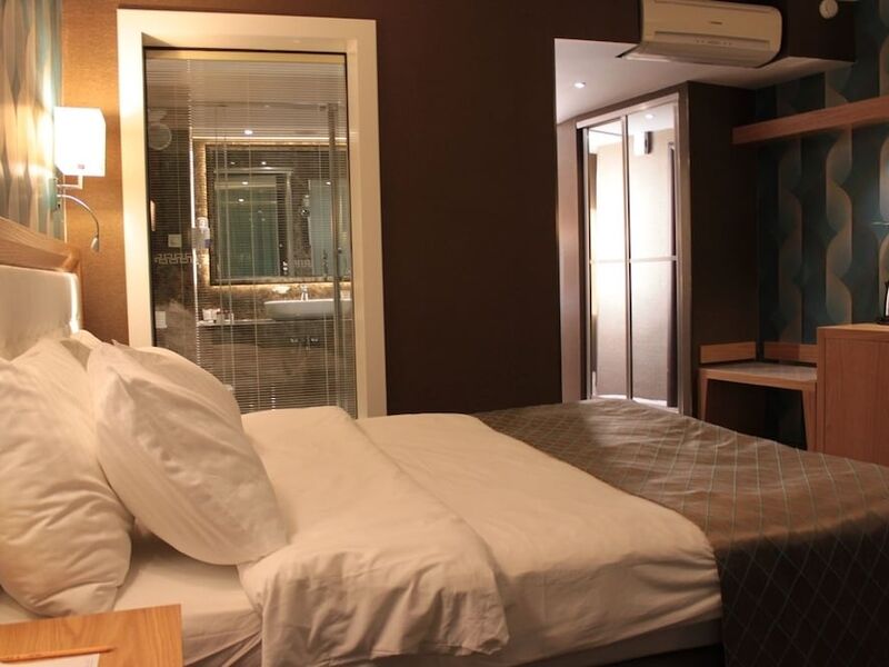 Akol Hotel